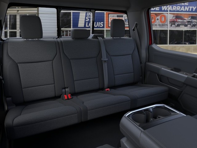 Ford F-150 Vehicle Full-screen Gallery Image 11