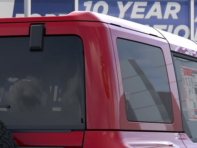 Ford Bronco Vehicle Full-screen Gallery Image 25
