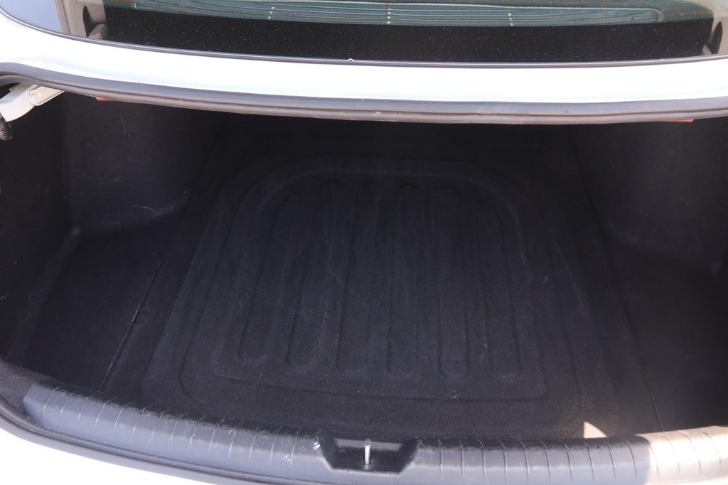 Hyundai Sonata Vehicle Image 07