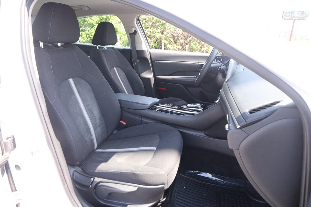 Hyundai Sonata Vehicle Image 27