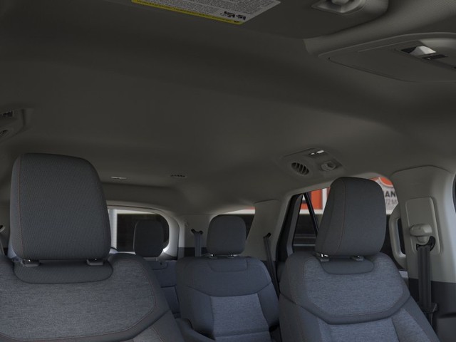 Ford Explorer Vehicle Image 22
