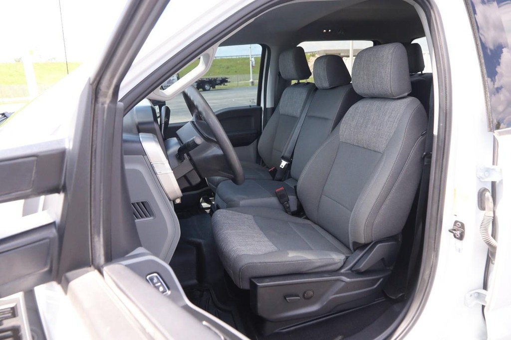 Ford Super Duty F-350 SRW Vehicle Image 08