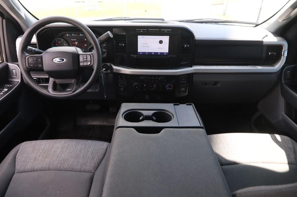 Ford Super Duty F-350 SRW Vehicle Image 19
