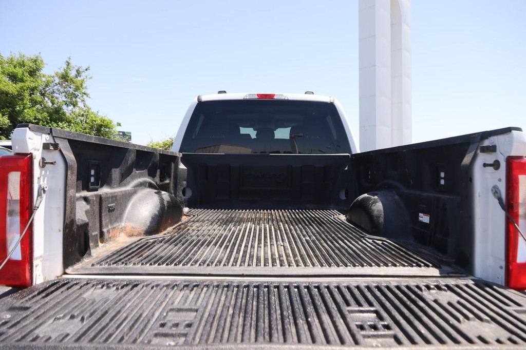 Ford Super Duty F-250 SRW Vehicle Image 07