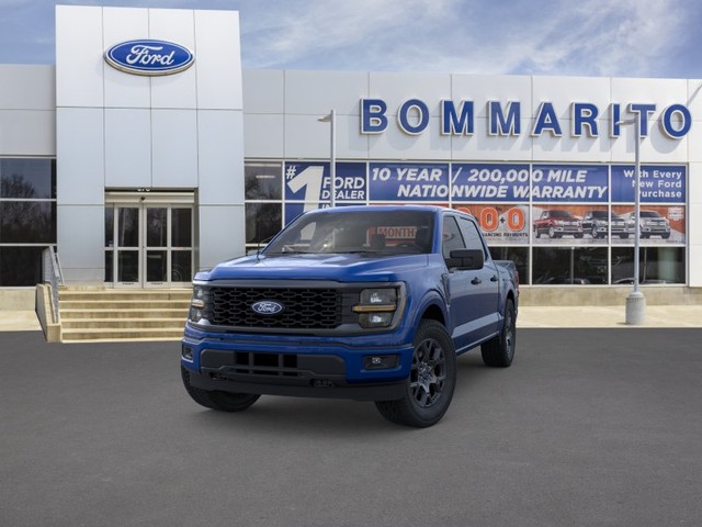 Ford F-150 Vehicle Full-screen Gallery Image 2