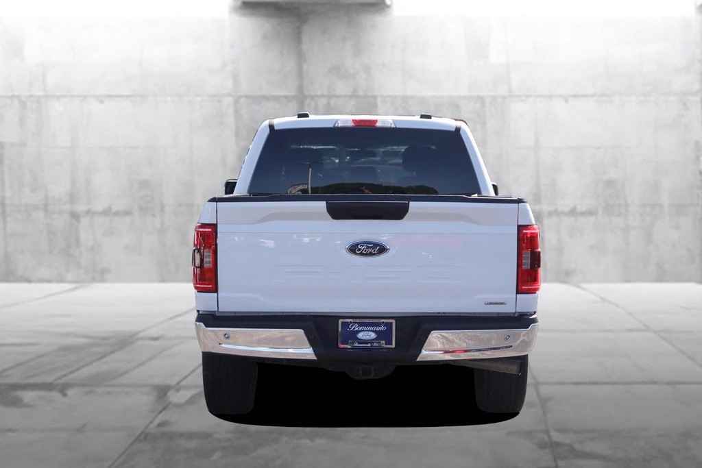 Ford F-150 Vehicle Full-screen Gallery Image 6