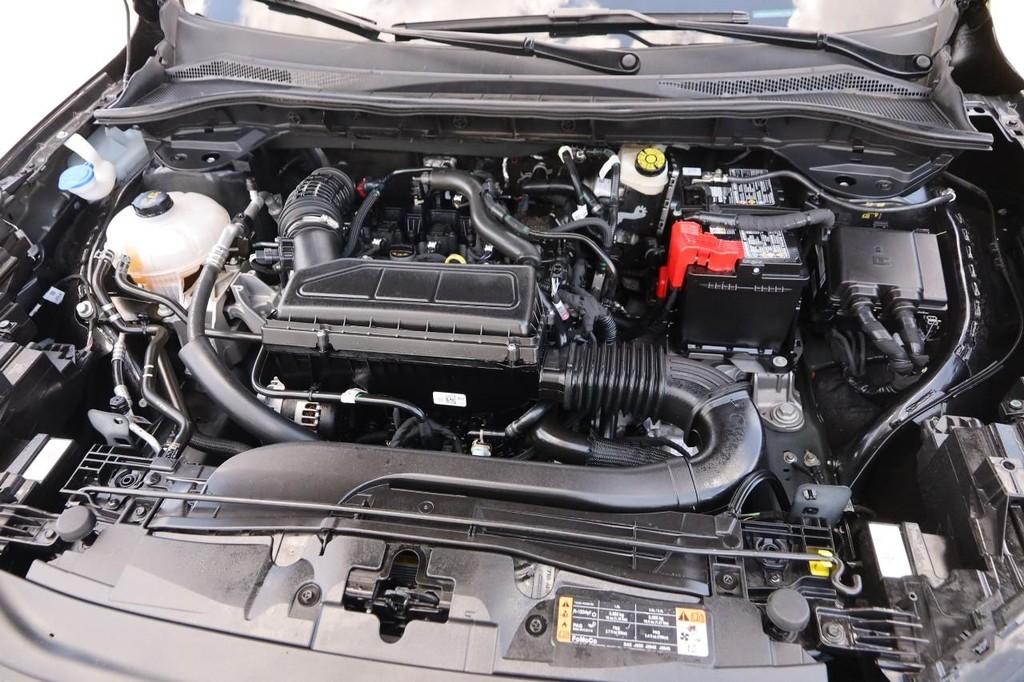 Ford Escape Vehicle Full-screen Gallery Image 26