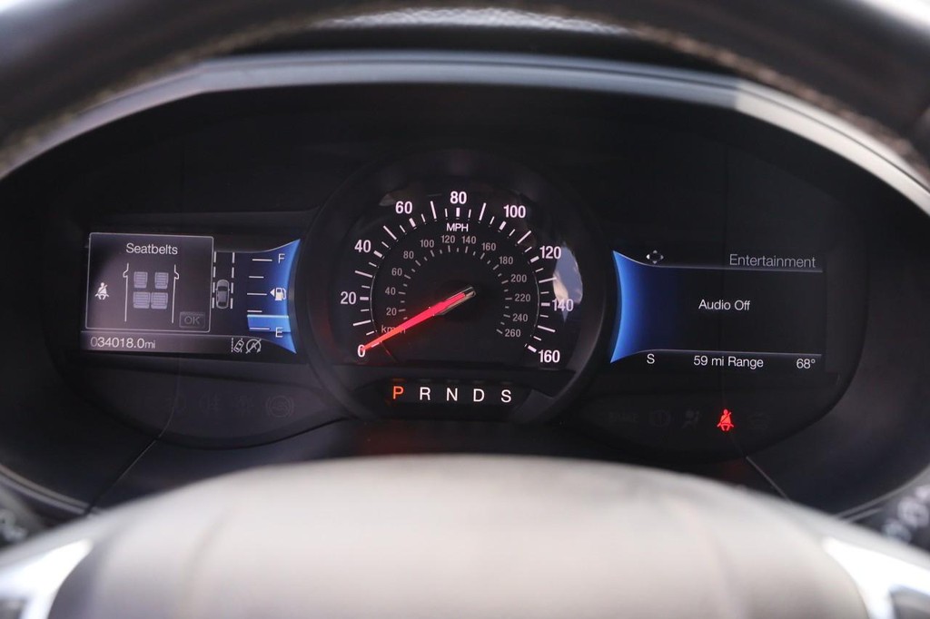 Ford Edge Vehicle Full-screen Gallery Image 14