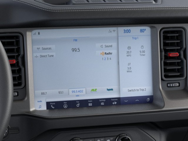 Ford Bronco Vehicle Full-screen Gallery Image 15