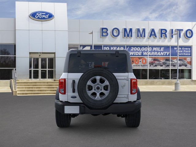Ford Bronco Vehicle Image 05