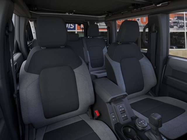 Ford Bronco Vehicle Image 10