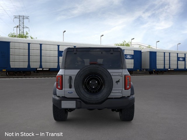 Ford Bronco Vehicle Image 05