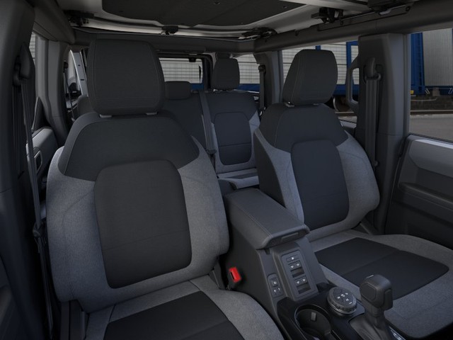 Ford Bronco Vehicle Image 10