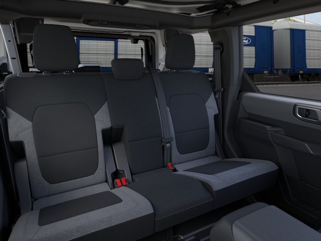 Ford Bronco Vehicle Image 11