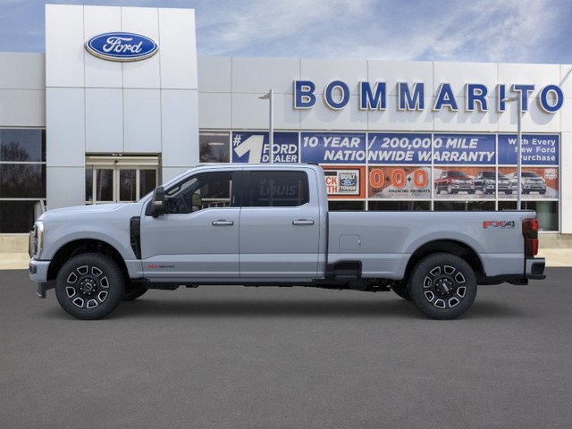 Ford Super Duty F-350 SRW Vehicle Image 03