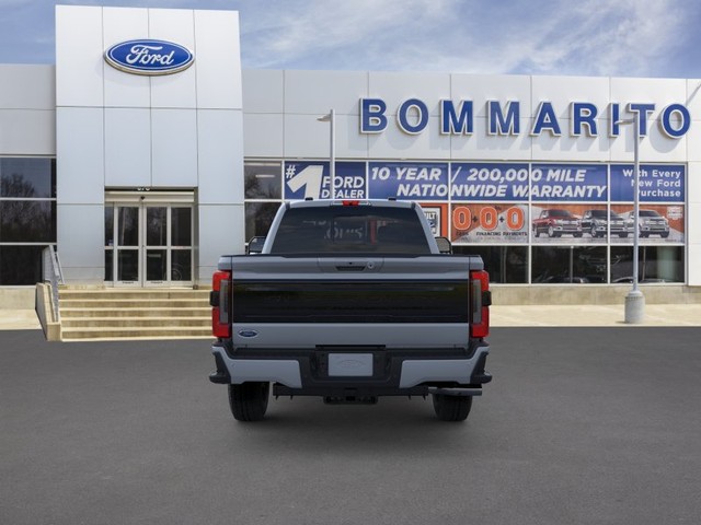 Ford Super Duty F-350 SRW Vehicle Image 05
