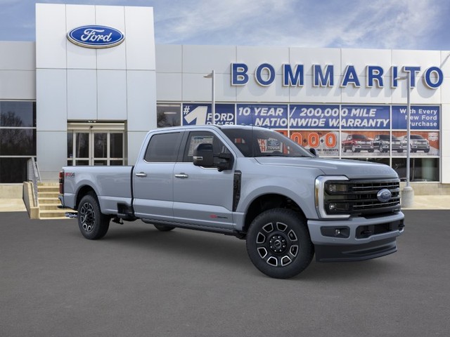 Ford Super Duty F-350 SRW Vehicle Image 07