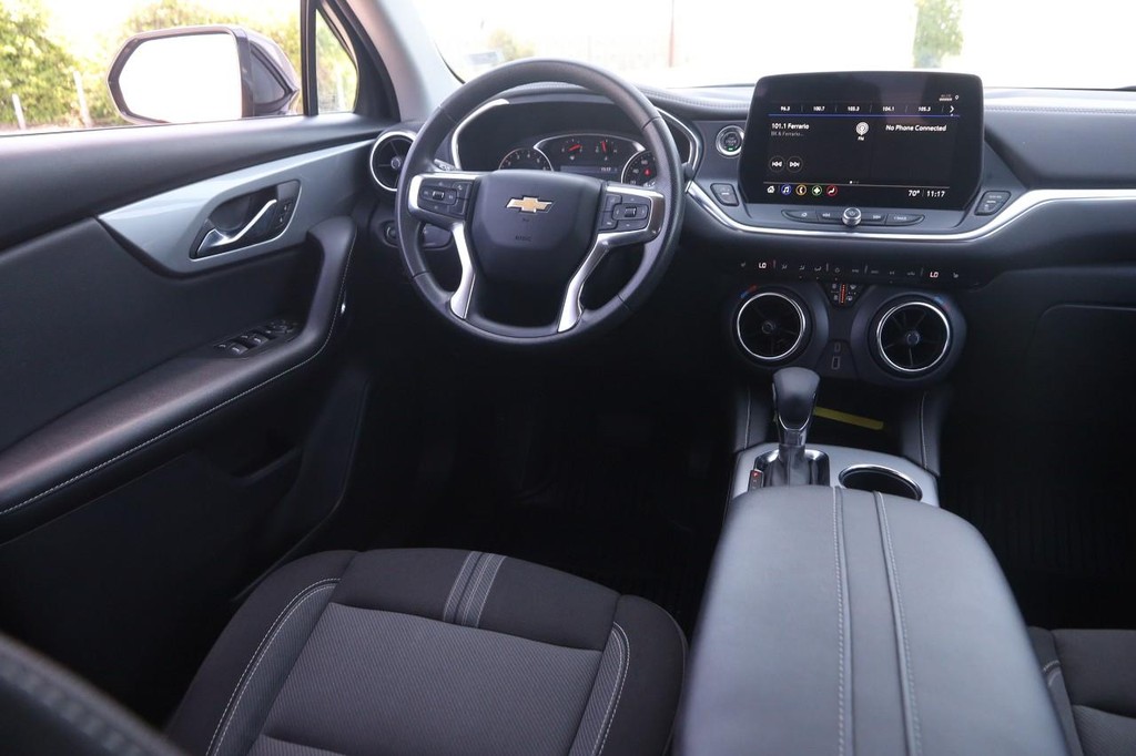 Chevrolet Blazer Vehicle Full-screen Gallery Image 21