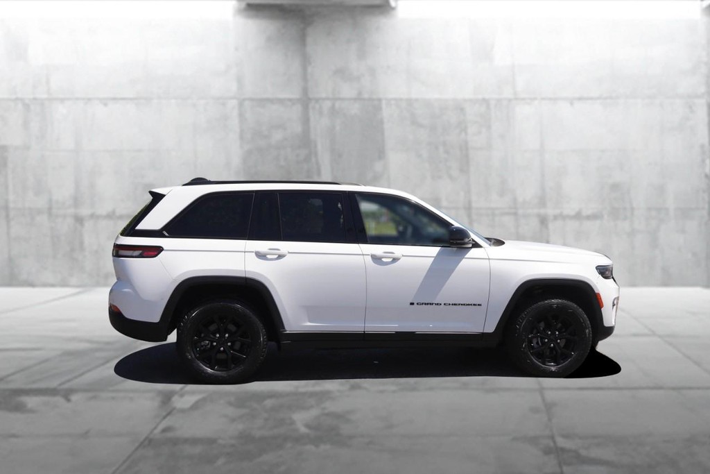 Jeep Grand Cherokee Vehicle Full-screen Gallery Image 5