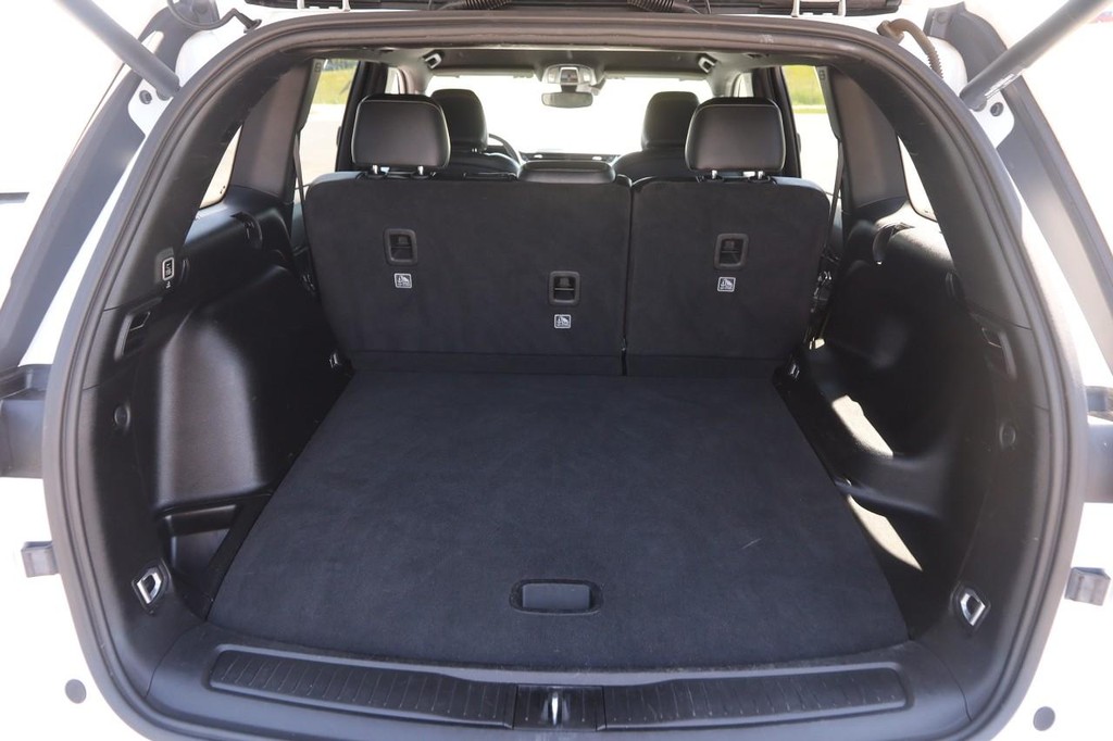 Jeep Grand Cherokee Vehicle Full-screen Gallery Image 7