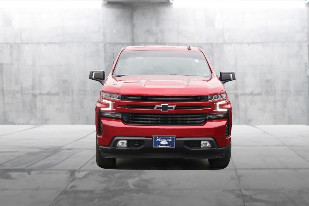 Chevrolet Silverado 1500 LTD Vehicle Full-screen Gallery Image 04