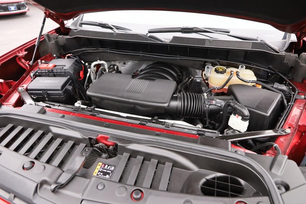 Chevrolet Silverado 1500 LTD Vehicle Full-screen Gallery Image 27