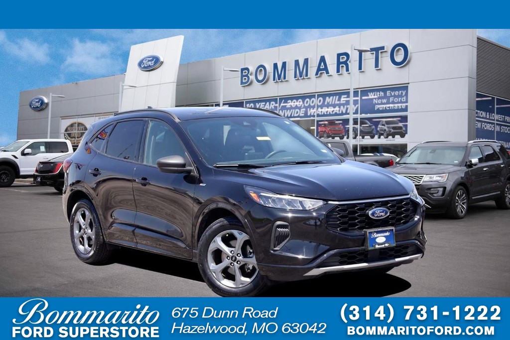 Ford Escape Vehicle Full-screen Gallery Image 01