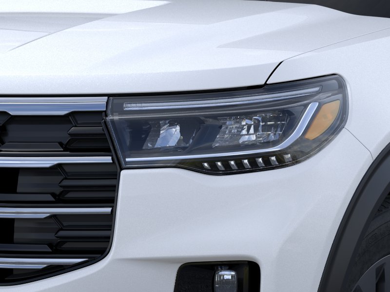 Ford Explorer Vehicle Image 18