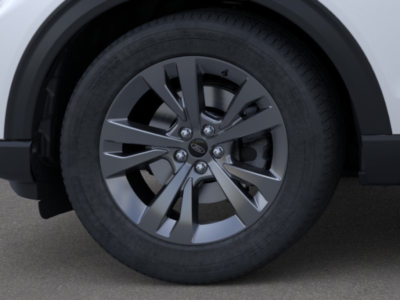 Ford Explorer Vehicle Image 19