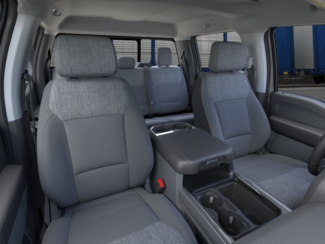 Ford Super Duty F-250 SRW Vehicle Image 10