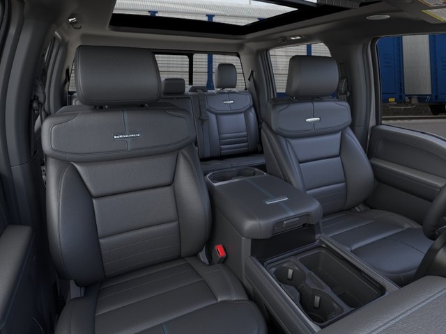 Ford Super Duty F-250 SRW Vehicle Image 10