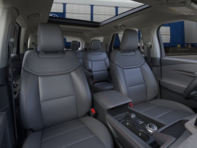 Ford Explorer Vehicle Image 10