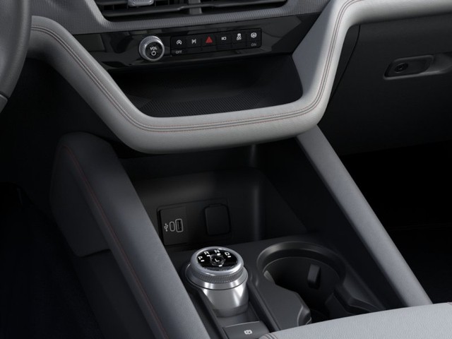 Ford Explorer Vehicle Image 15