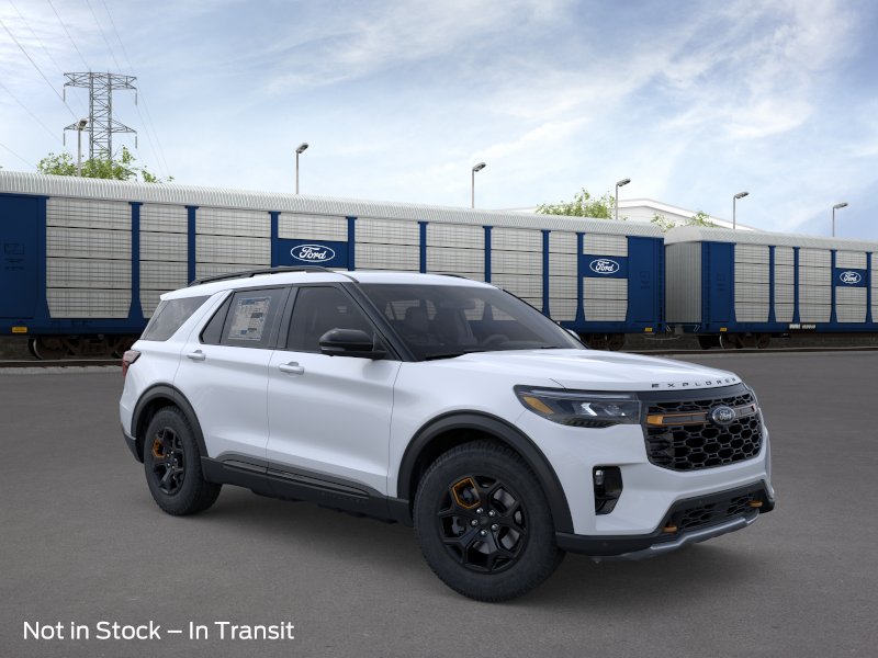 Ford Explorer Vehicle Image 07