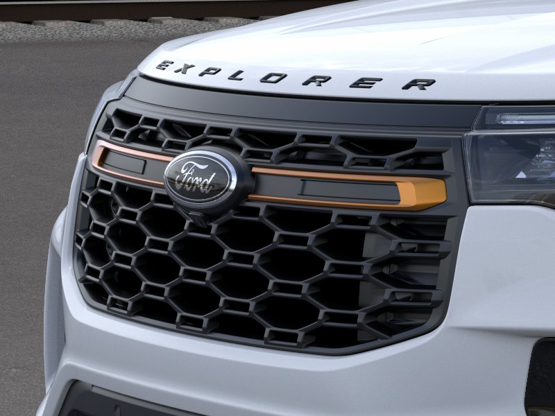Ford Explorer Vehicle Image 17