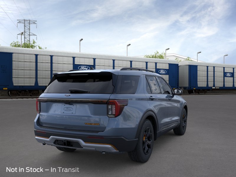 Ford Explorer Vehicle Image 08