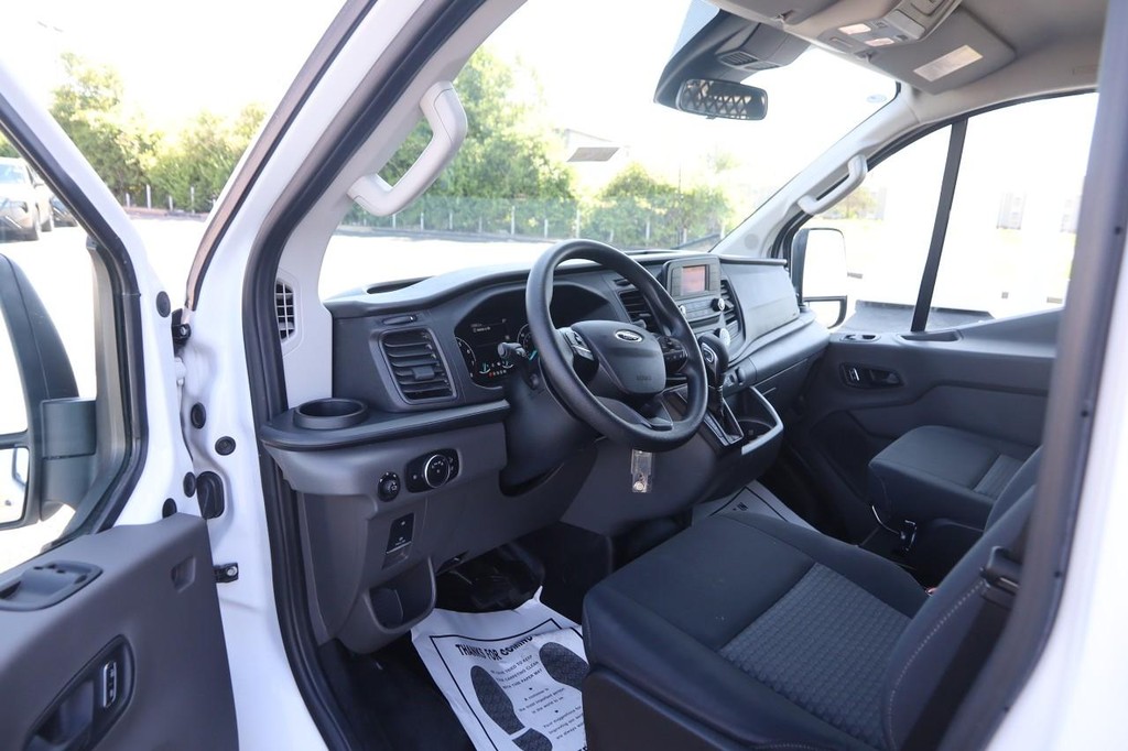 Ford Transit Cargo Van Vehicle Image 09
