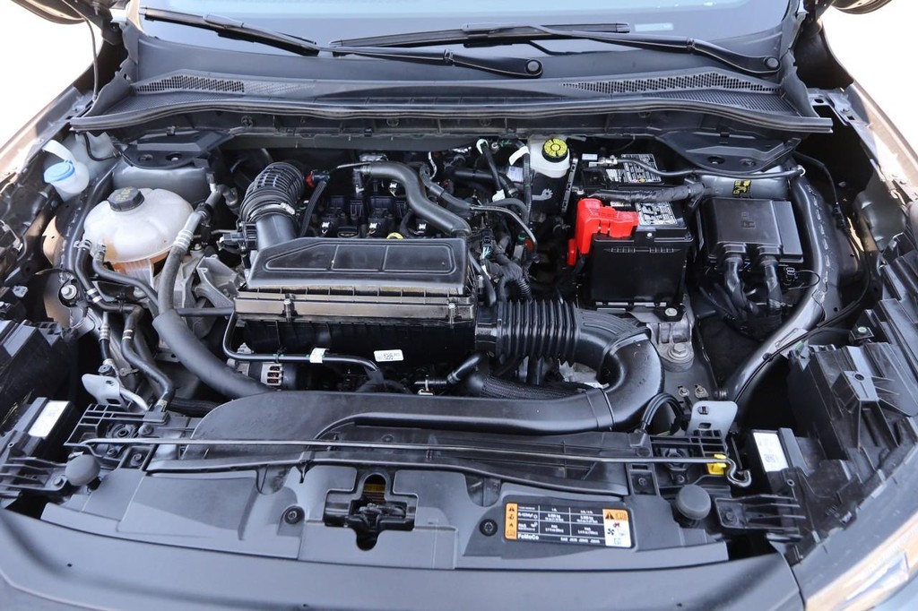 Ford Escape Vehicle Full-screen Gallery Image 28