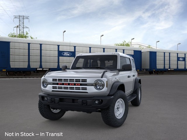 Ford Bronco Vehicle Image 02