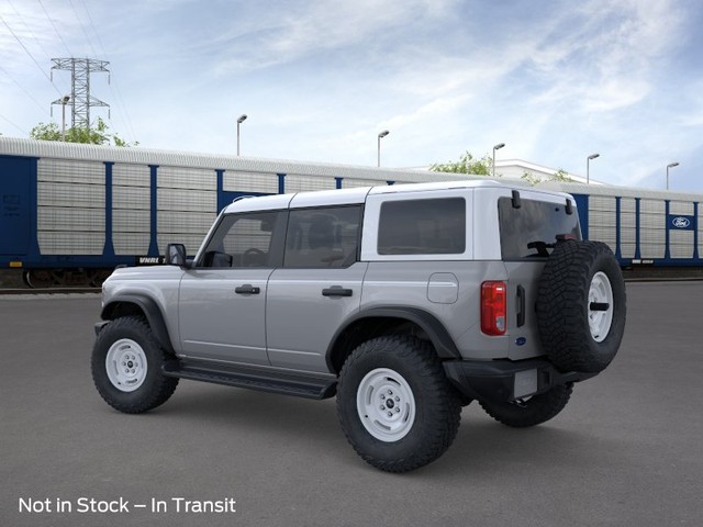 Ford Bronco Vehicle Image 04