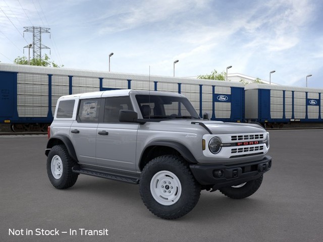 Ford Bronco Vehicle Image 07