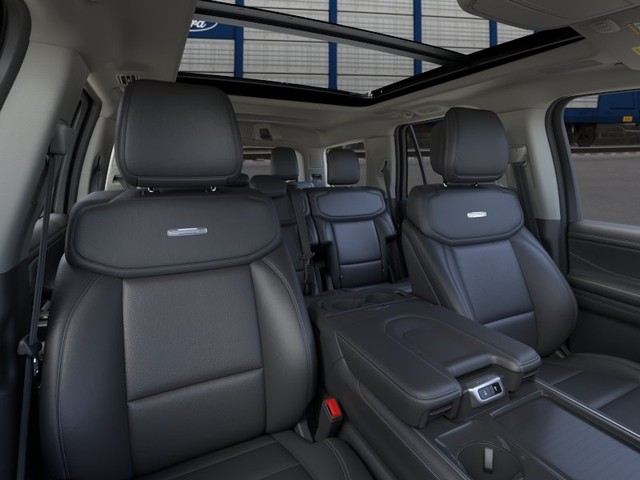 Ford Expedition Vehicle Image 10