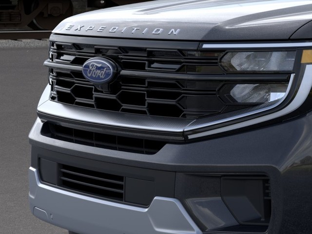 Ford Expedition Vehicle Image 17