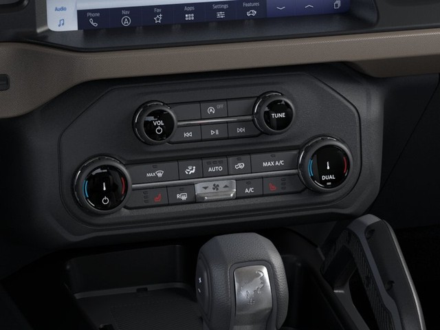 Ford Bronco Vehicle Image 16