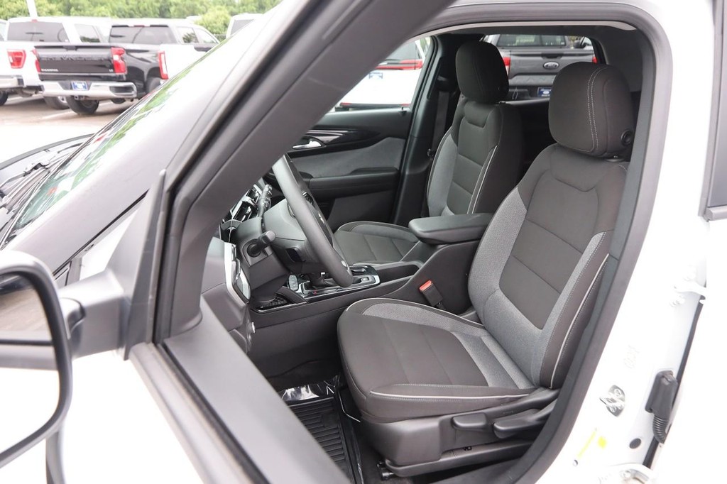Chevrolet TrailBlazer Vehicle Full-screen Gallery Image 08
