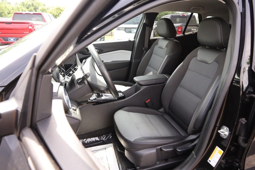 Chevrolet Trax Vehicle Full-screen Gallery Image 08