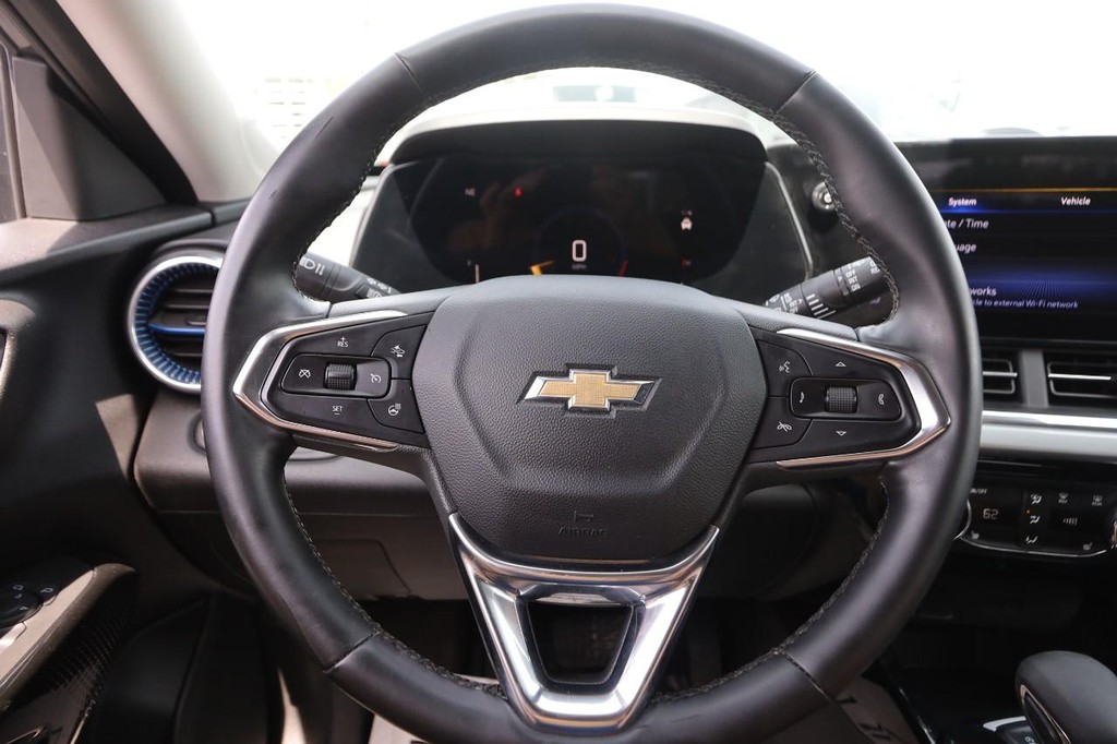 Chevrolet Trax Vehicle Full-screen Gallery Image 10