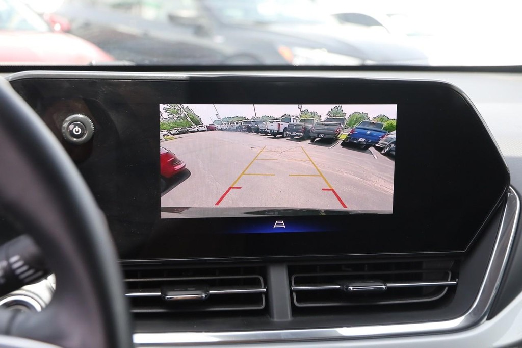Chevrolet Trax Vehicle Full-screen Gallery Image 16