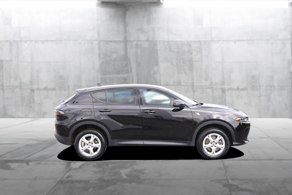 Dodge Hornet Vehicle Full-screen Gallery Image 05