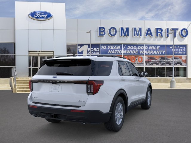 Ford Explorer Vehicle Image 08